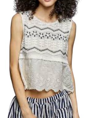 POL White Eyelet Lace Sleeveless Crop Tank Top